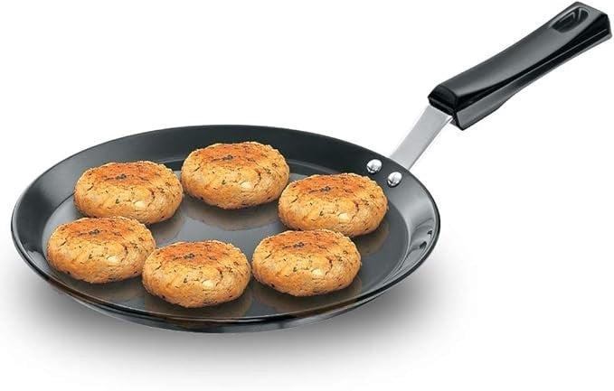 Hawkins Futura Hard Anodised Aluminium Flat Tava with Plastic Handle, 26 cm Diam